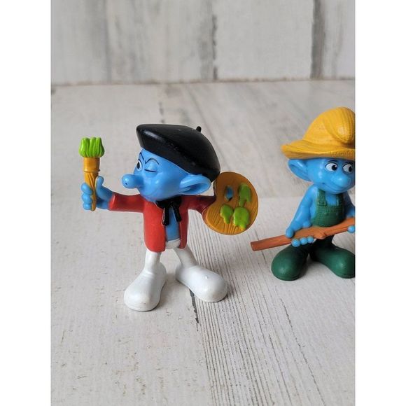 McDonald's 2013 Smurf vanity painter handy farmer toy figure set - Picture 2 of 9